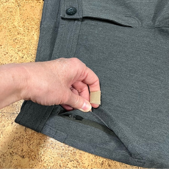 Eddie Bauer Travex Gray Curvy Travel Pants Sz 6 - Picture 6 of 15